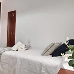 Céntrico Jardines De Vallellano