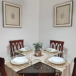 Céntrico Jardines De Vallellano *