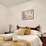 Centrico Jardines De Vallellano Apartmán *