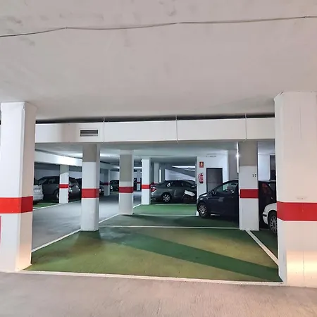 Centrico Jardines De Vallellano Lägenhet *